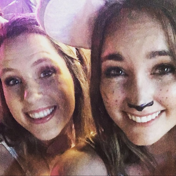 Alex & Whitney 👯 - Picture 3 of 3